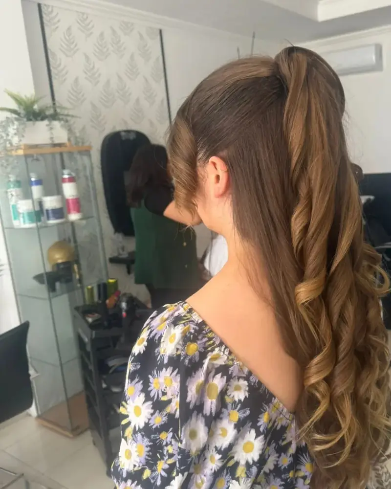 Trabalho do salão Lili