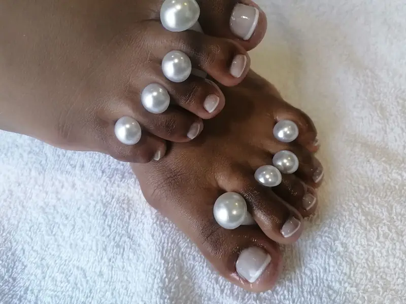 Pedicure com pérolas