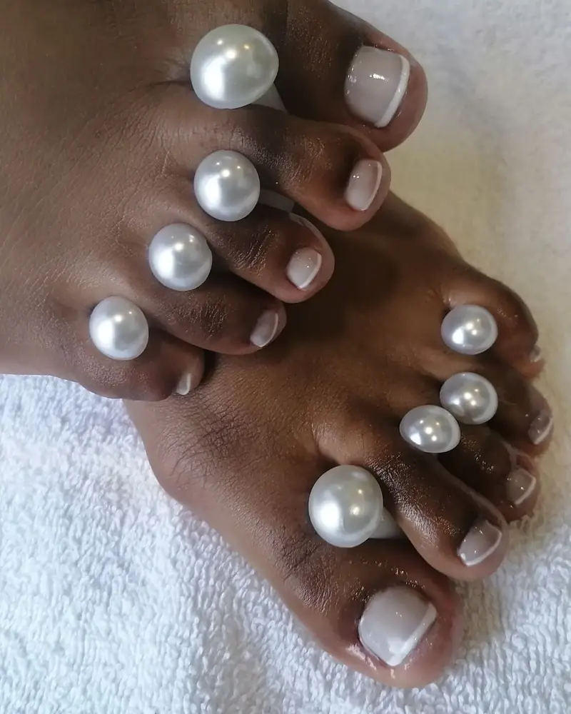 Pedicure com pérolas